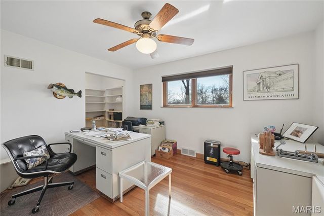 838 Middleboro Drive, St Louis, MO 63125