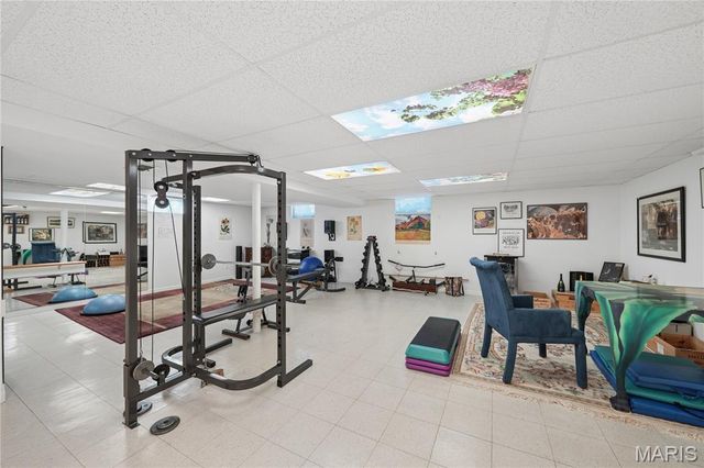 838 Middleboro Drive, St Louis, MO 63125