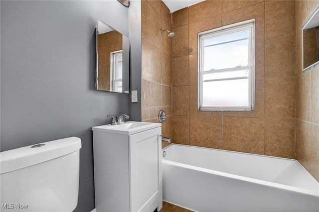 3523 E 140th Street, Cleveland, OH 44120