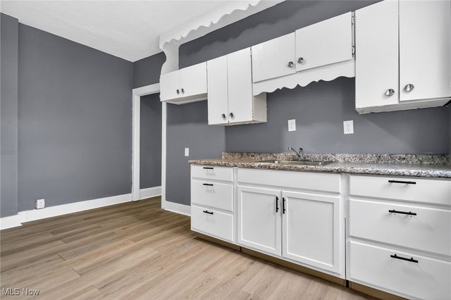 3523 E 140th Street, Cleveland, OH 44120