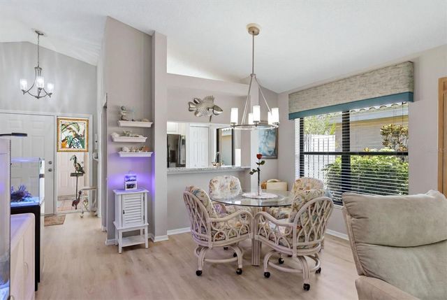 211 CARRIAGE HOUSE LANE 211, Nokomis, FL 34275