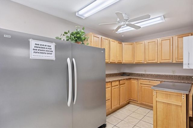 211 CARRIAGE HOUSE LANE 211, Nokomis, FL 34275