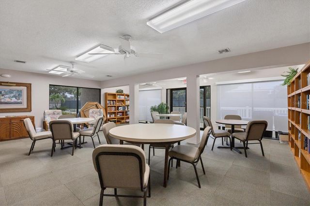 211 CARRIAGE HOUSE LANE 211, Nokomis, FL 34275