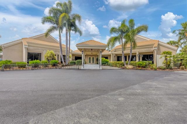 211 CARRIAGE HOUSE LANE 211, Nokomis, FL 34275