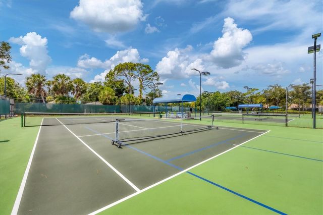 211 CARRIAGE HOUSE LANE 211, Nokomis, FL 34275