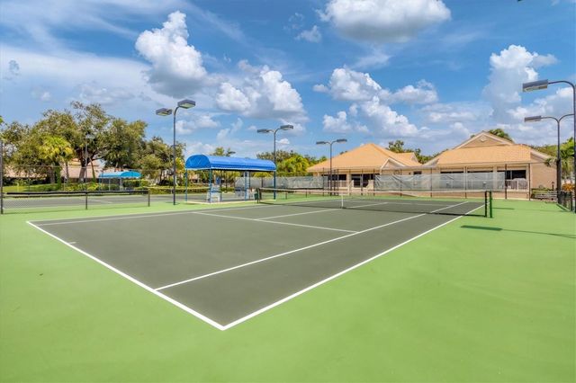 211 CARRIAGE HOUSE LANE 211, Nokomis, FL 34275