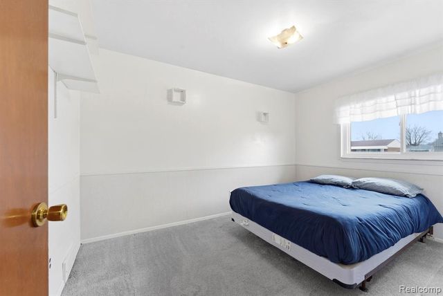 15409 Westlake Street, Taylor, MI 48180