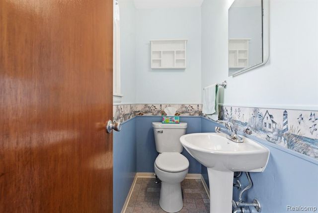 15409 Westlake Street, Taylor, MI 48180