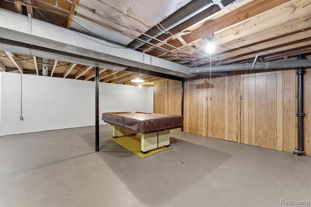 15409 Westlake Street, Taylor, MI 48180