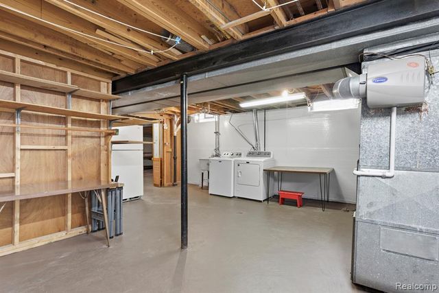 15409 Westlake Street, Taylor, MI 48180