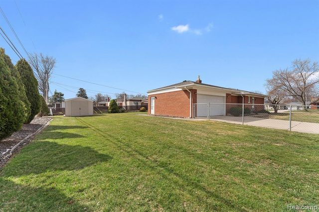 15409 Westlake Street, Taylor, MI 48180