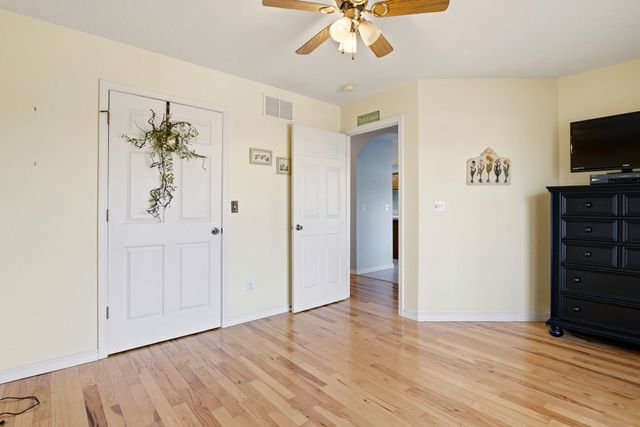 102 Diamond Hill Court, Hollister, MO 65672