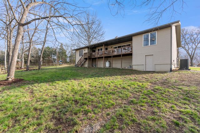 102 Diamond Hill Court, Hollister, MO 65672