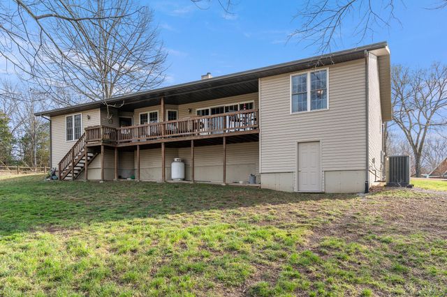 102 Diamond Hill Court, Hollister, MO 65672
