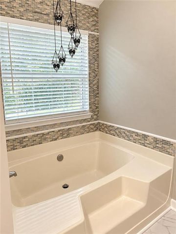 1055 Chatham Road, Buford, GA 30518