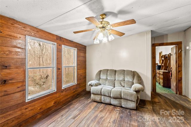 338 Piney Grove Road, Harmony, NC 28634