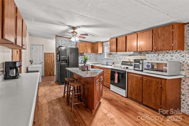 338 Piney Grove Road, Harmony, NC 28634