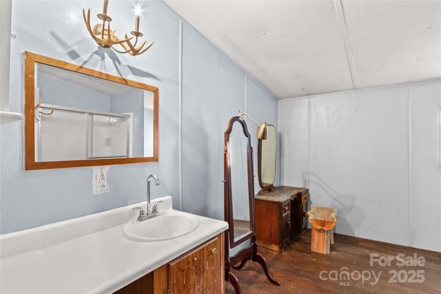 338 Piney Grove Road, Harmony, NC 28634