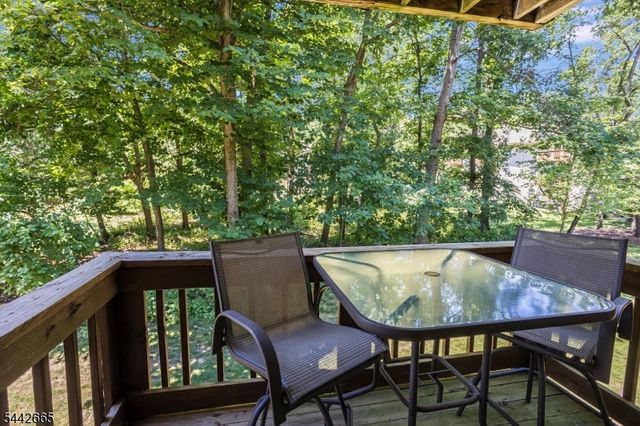 10 Brookstone Cir, Parsippany-troy Hills Twp., NJ 07950