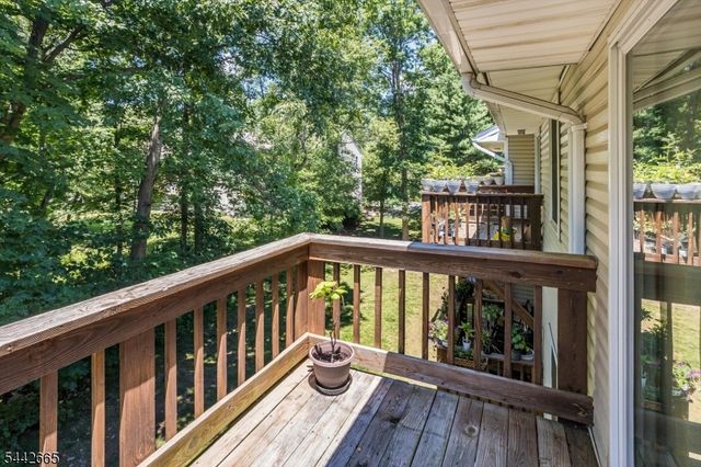10 Brookstone Cir, Parsippany-troy Hills Twp., NJ 07950