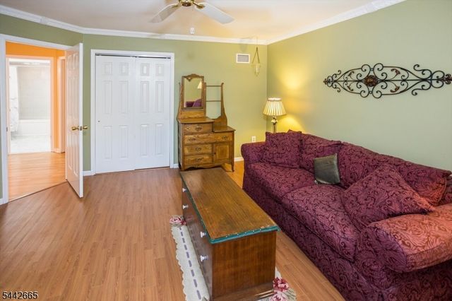 10 Brookstone Cir, Parsippany-troy Hills Twp., NJ 07950