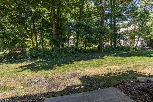 10 Brookstone Cir, Parsippany-troy Hills Twp., NJ 07950