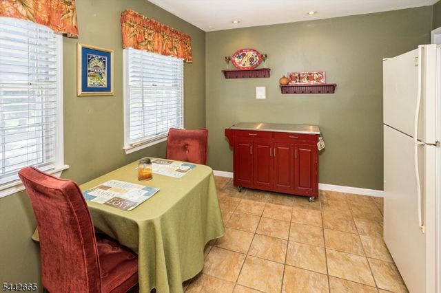 10 Brookstone Cir, Parsippany-troy Hills Twp., NJ 07950