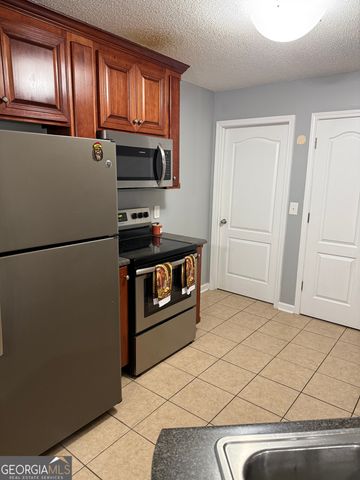 338 Hidden Creek Circle, Warner Robins, GA 31088