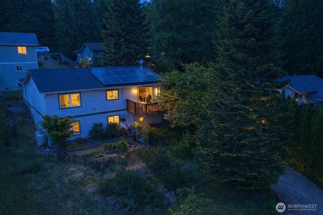 765 Summerset Way, Sedro Woolley, WA 98284