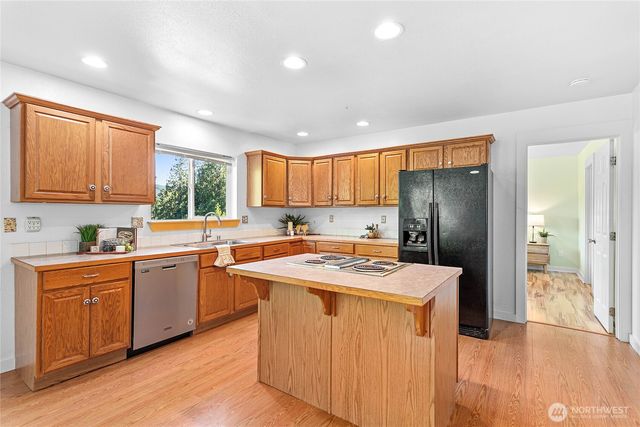 765 Summerset Way, Sedro Woolley, WA 98284