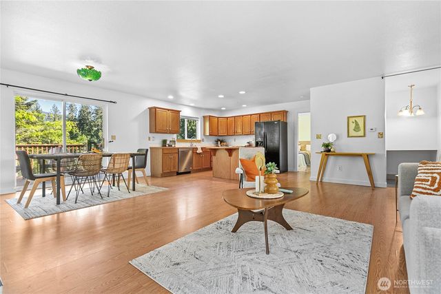 765 Summerset Way, Sedro Woolley, WA 98284