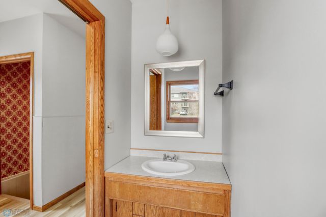 3129 7th Street N, Fargo, ND 58102