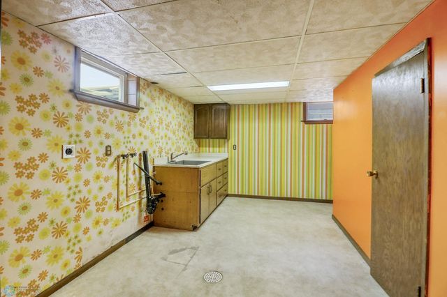 3129 7th Street N, Fargo, ND 58102