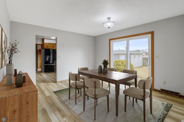 3129 7th Street N, Fargo, ND 58102