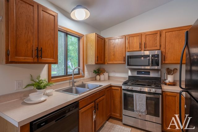 1344 Gladstone Drive Se, City Of Grand Rapids, MI 49506