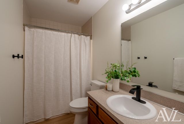 1344 Gladstone Drive Se, City Of Grand Rapids, MI 49506