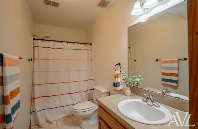 1344 Gladstone Drive Se, City Of Grand Rapids, MI 49506