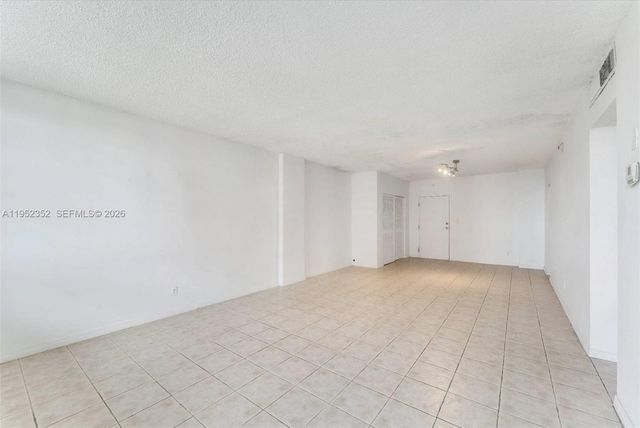 90 Edgewater Drive 1120, Coral Gables, FL 33133