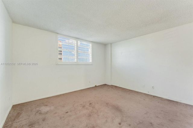 90 Edgewater Drive 1120, Coral Gables, FL 33133