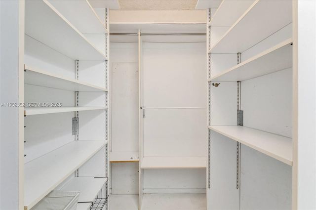 90 Edgewater Drive 1120, Coral Gables, FL 33133