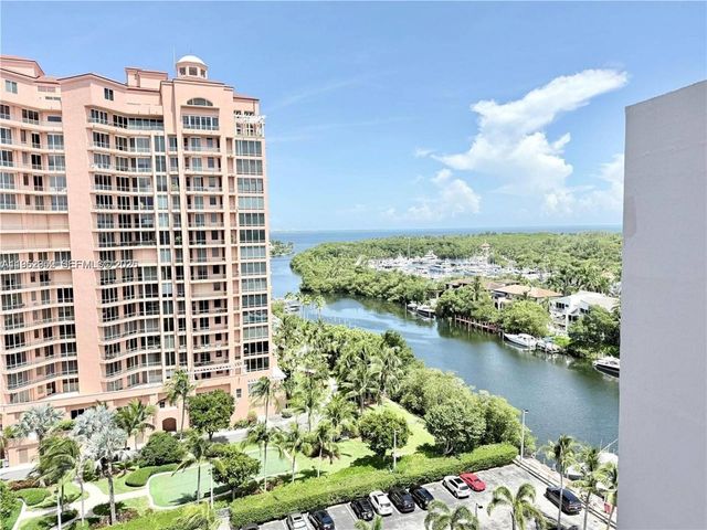 90 Edgewater Drive 1120, Coral Gables, FL 33133