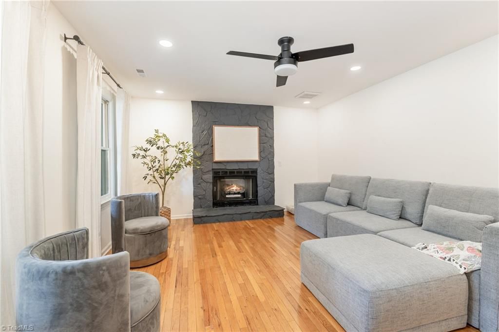 130 Jefferson Court, Lexington, NC 27295