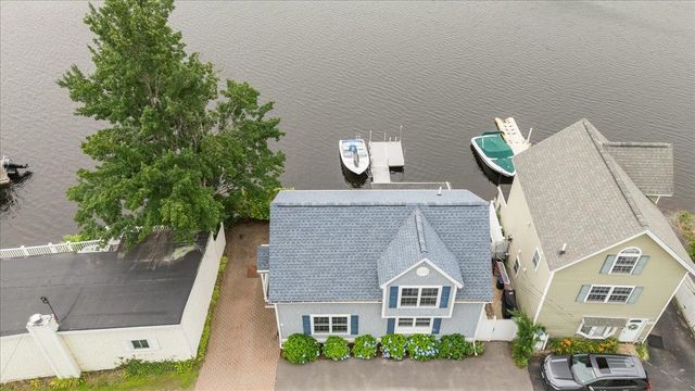 31 N Shore Road, Derry, NH 03038