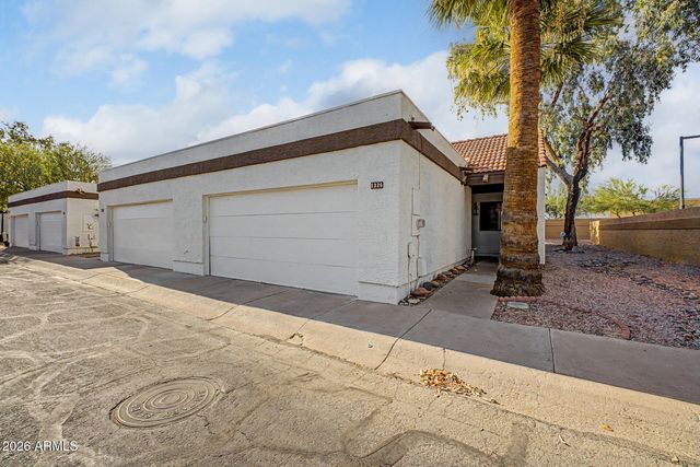 1326 E SUSAN Lane, Tempe, AZ 85288