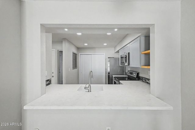 1326 E SUSAN Lane, Tempe, AZ 85288