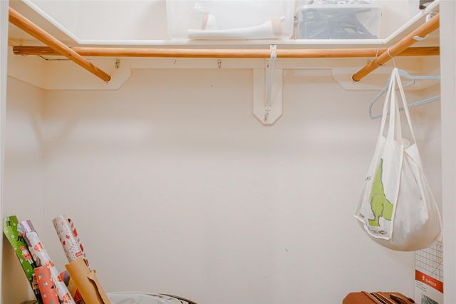 103 Mammoth Springs Lane, Dickinson, TX 77539