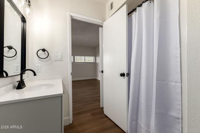 2657 E SILK OAK Drive, Tempe, AZ 85288