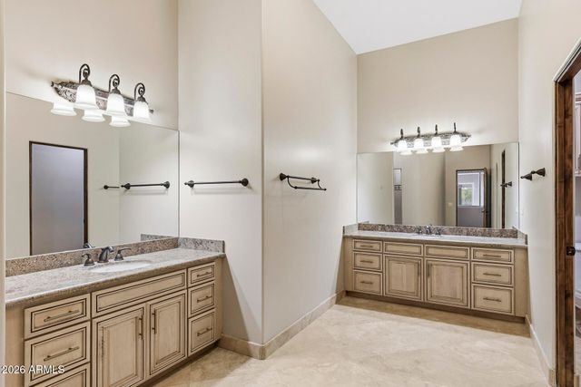 31802 N BLACK CROSS Road, Scottsdale, AZ 85266