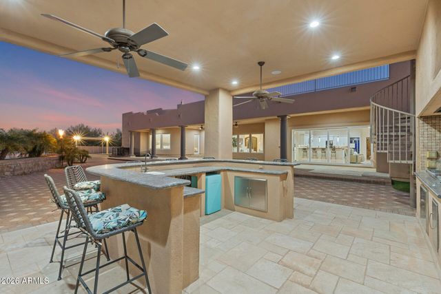 31802 N BLACK CROSS Road, Scottsdale, AZ 85266