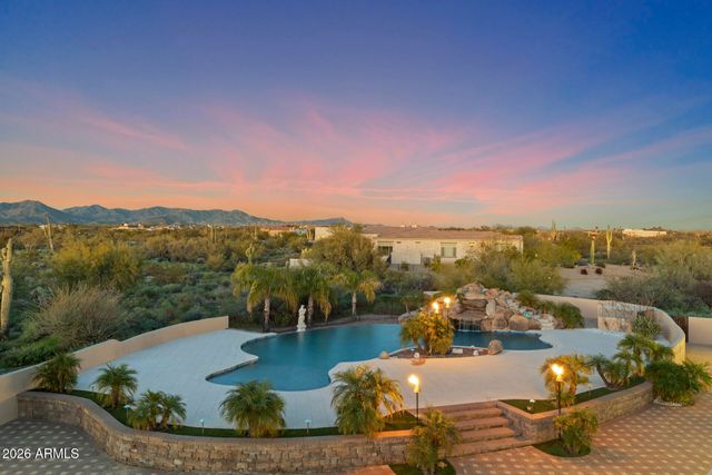 31802 N BLACK CROSS Road, Scottsdale, AZ 85266